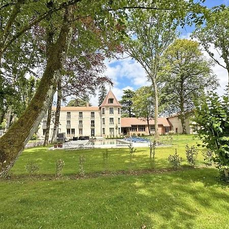 Le Manoir Des Perrieres Panzió Rochechouart Kültér fotó